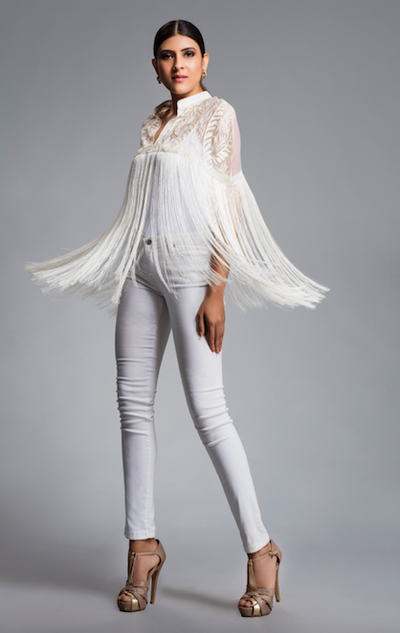 Short organza cape with fringes